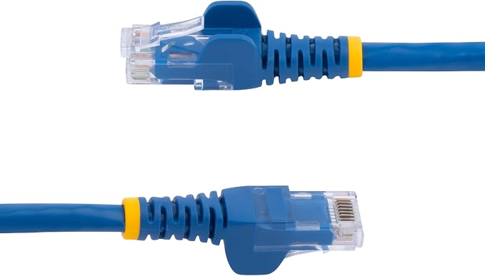StarTech.com 1 ft. CAT6 Ethernet Cable - Image 4