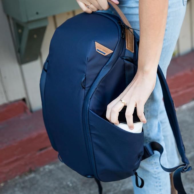 Peak Design Everyday Backpack Zip 15L, 270-Degree Zip, Dual Side Pockets - Image 6