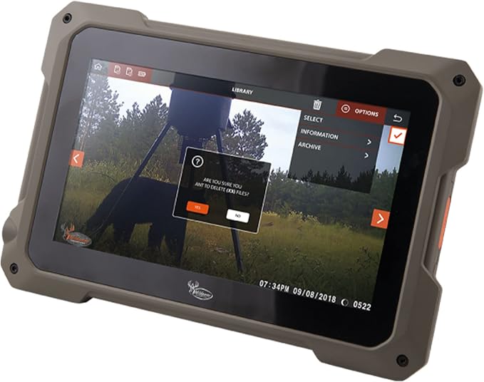 WILDGAME INNOVATIONS Trail Pad Tablet VU70 Dual SD Card Viewer by WildgameInnovations