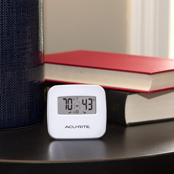 AcuRite 06044M Wireless Temperature and Humidity Monitor Sensor - Image 3