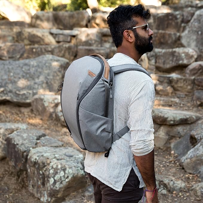 Peak Design Everyday Backpack Zip 20L, 270-Degree Zip, Dual Side Pockets - Image 5